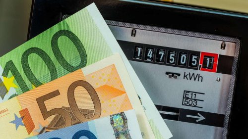 Preisrutsch beim Strom: Millionen Haushalte sparen 2025 Hunderte Euro – doch Gas wird tendenziell teurer