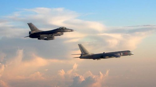 29 China-Kampfjets in Taiwans Luftverteidigungszone - Kriegsschiffe auf ungewöhnlicher Route beobachtet