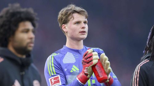 Bayern-Boss Max Eberl verteidigt Urbig: „Wir gewinnen und verlieren zusammen“