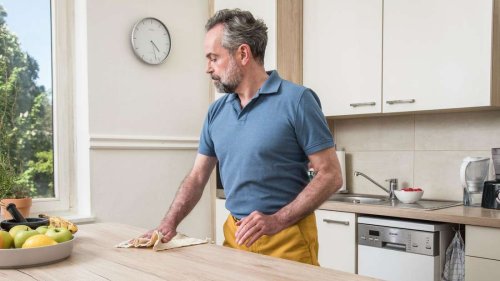 Statt Frühjahrsputz: Allergiker sollten Inventur machen