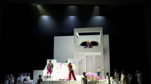 „Alcina“ am Staatstheater Darmstadt: Männer zu Schmuckstücken