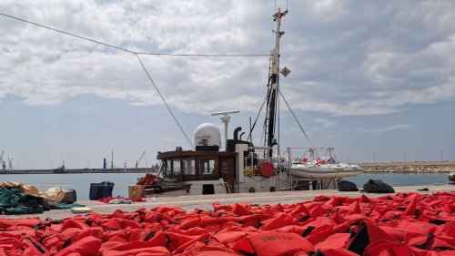 Italienische Küstenwache rettet rund 750 Migranten