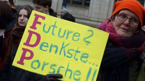 „Würde mir auch lieber einen Porsche kaufen“: Ingenieur spendet 100.000 Euro an Klima-Aktivisten