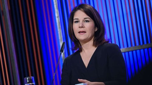 Baerbock setzt Aufnahme für Afghanistan vorübergehend aus