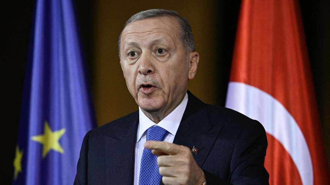 Erdogan will Truppen in die Ukraine verlegen und Türkei als europäische Supermacht positionieren