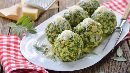 Alpenküche für zu Hause: Parmesan-Spinatknödel einfach selbst gemacht