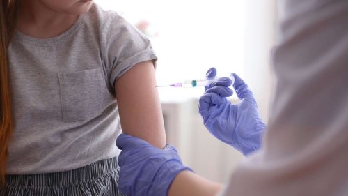 Massiver Anstieg: Keuchhusten-Alarm in Touristen-Hochburg – Schuld wird auf Impfgegner abgeladen