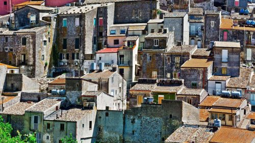 Italien-Auswanderer feiert Erfolg mit Ein-Euro-Haus: „Beste Entscheidung, die ich je getroffen habe“