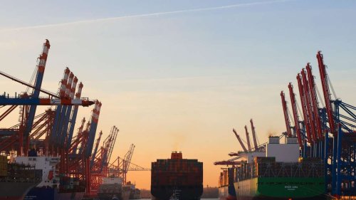 Warnstreiks: Hamburger Hafen für große Schiffe gesperrt
