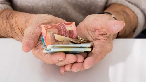 Deutsche Rentner im Ausland: Bis zu sechs Monate im Ausland leben – ohne Steueränderung