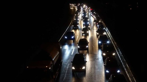 Schwerer Lkw-Unfall auf A6 bei Viernheim – stundenlange Sperrung und Stau