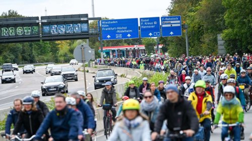 Autobahn soll in die Breite wachsen