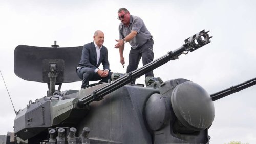 Streit um Ukraine-Munition: Regierung droht Schweizer Rüstungsindustrie nun mit Aushungern