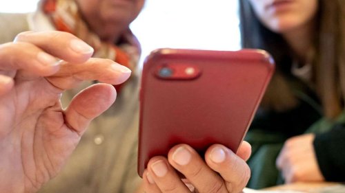 Smartphone für Ältere: Gut einrichten statt extra kaufen