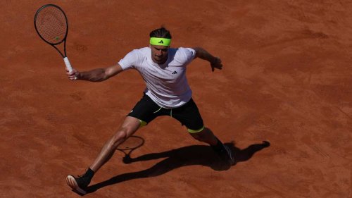 Tennis-Ass Zverev blafft Reporter mitten auf dem Court an: „Ist dein Job so blöde Fragen zu stellen“