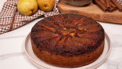Birnenkuchen mal anders: Unser Upside-Down-Kuchen ist so einfach, er gelingt wirklich jedem