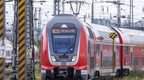 Hochfrequentierte Pendlerstrecke von Bauarbeiten betroffen – Veränderte Abfahrten und Ersatzverkehr