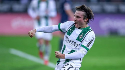 „Froh, dass meine Eltern es in die Richtung gelenkt haben” – DFB-Youngster stand einst kurz vor Bayern-Wechsel