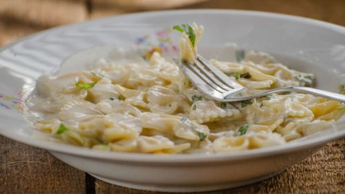 Zucchini-Nudeln: Diese cremige One-Pot-Pasta macht glücklich – und wenig Arbeit