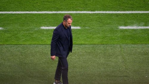 Vor Schicksalsspiel gegen Spanien: Donnerhall im Sitzungssaal