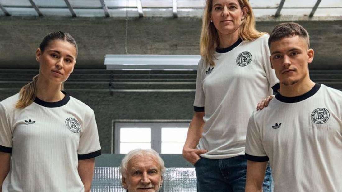 Nationalteam will Geschichte schreiben - mit altem, neuen Trikot
