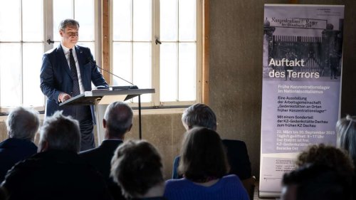 „Reißen sie sich zusammen“ – Söder legt sich in KZ-Gedenkstätte Dachau mit SPD-Politiker an