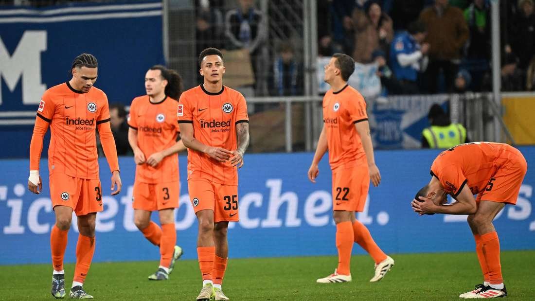 Herber Verlust: Dieser Spieler soll Eintracht-Abwehrchef ersetzen