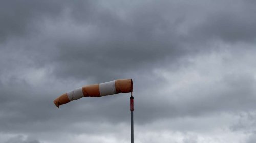 Wetterdienst prüft Verdacht auf Tornado bei Gießen
