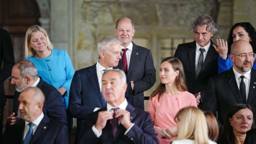 Scholz unter Druck: EU-Gipfel sucht Wege aus der Krise