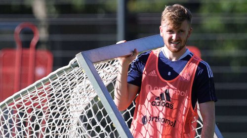 HSV: Fehleinkauf? Darum spielt dieser Kicker unter Trainer Tim Walter nicht