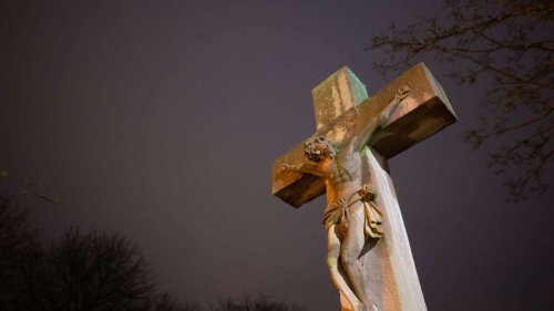 28-Jähriger soll Asche eines Verwandten in südhessischer Kirche verstreut haben