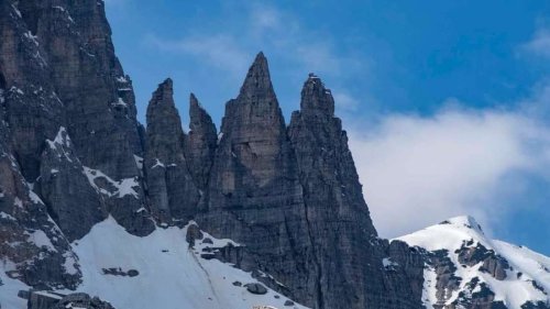 Dolomiten-Spitze stürzt ins Tal - Felssturz verändert Bergsilhouette in Italien für immer