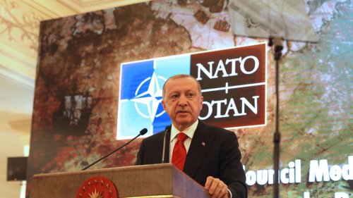 Erdogans Partner bringt nun Nato-Austritt ins Spiel – Schweden macht Türkei angeblich erstes Angebot