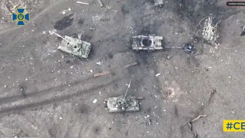 Video zeigt Zerstörung mehrere Russen-Panzer durch ukrainische „Weiße Wölfe“