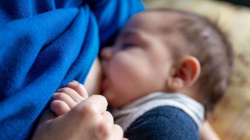 Studie: Dürfen Mütter trotz Corona-Erkrankung bedenkenlos stillen?