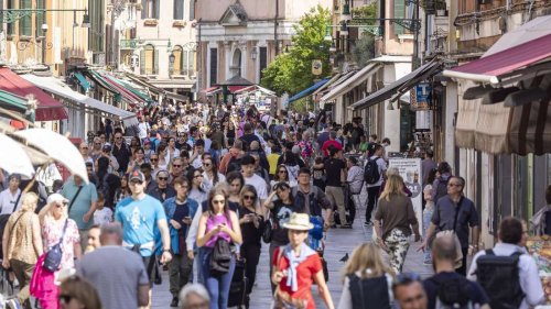 Ticket-Plan geht nach hinten los: Italienische Urlaubsperle wird trotz Eintrittsgebühr überrannt