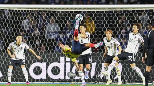 Eintracht: Puzzeln für die Wende