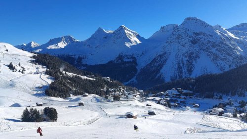 Ski-Influencer behaupten: Die beste schwarze Piste liegt in der Schweiz – „grenzenlos Platz zum Carven“