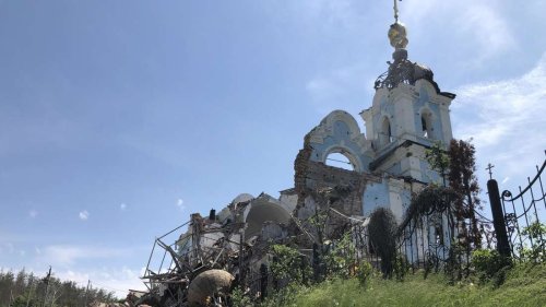 Durch Grauen und Gemüsebeete: Wie im Osten der Ukraine der Krieg zum Alltag wird
