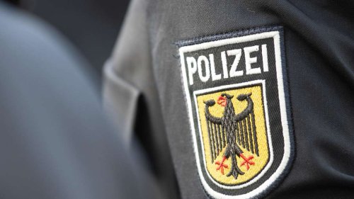 Mehr als 100 Fälle: Großrazzia gegen Schleuser in Hessen – fünf Haftbefehle vollstreckt