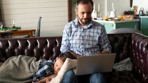 Weniger Überstunden: Was für Väter im Job wichtig ist