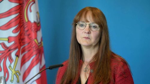 „Traum begraben“ - Brandenburgs Innenministerin tritt zurück
