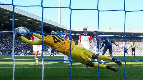 Trapp-Ersatz überragt: Die T-Frage bei Eintracht nimmt neue Dynamik auf