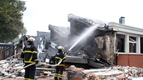 Großbrand an Hamburger Schule am letzten Schultag