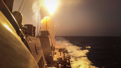 Pentagon vermeldet Angriff auf US-Kriegsschiff im Roten Meer – Huthi-Rebellen beteiligt?