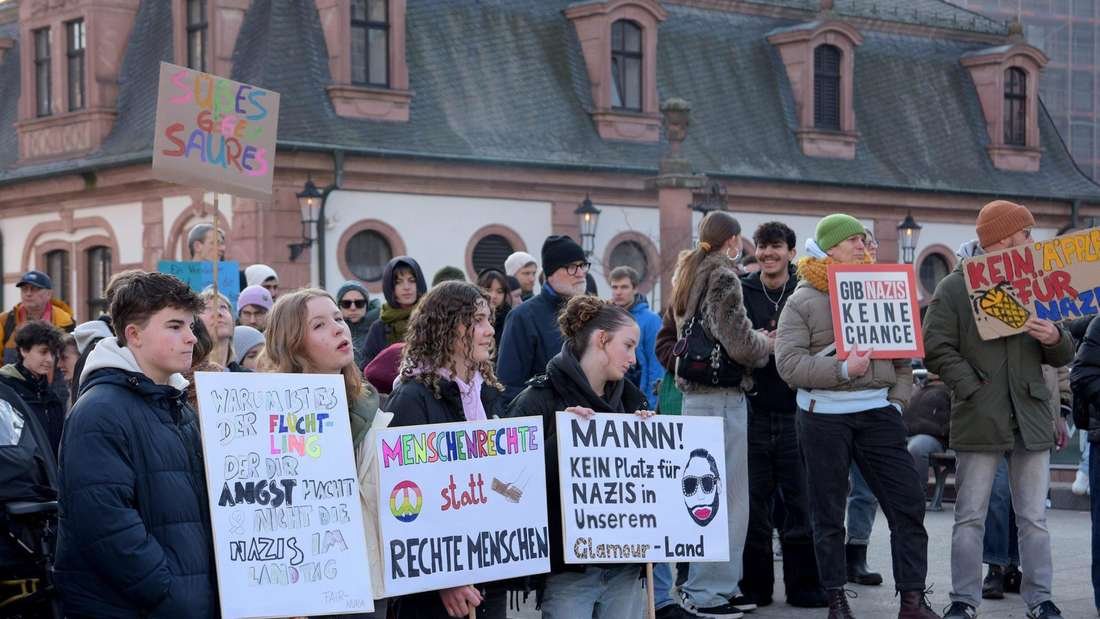 Demo in Frankfurt: Die Listen des Horrors sind unendlich lang