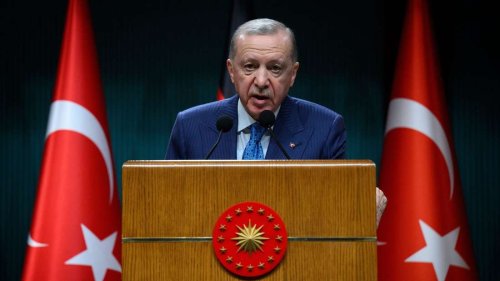 Nach Imamoğlu-Verhaftung: Erdogan lässt Dutzende Beamte in Istanbul festnehmen