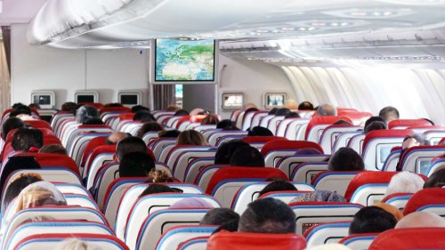 Keine Einbildung – in Flugzeugen wird es immer enger