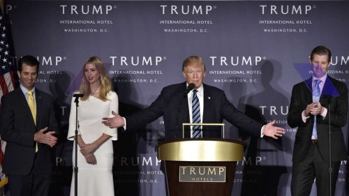 Klage gegen Donald Trump: Erste Reaktionen aus dem Umfeld des Ex-Präsidenten