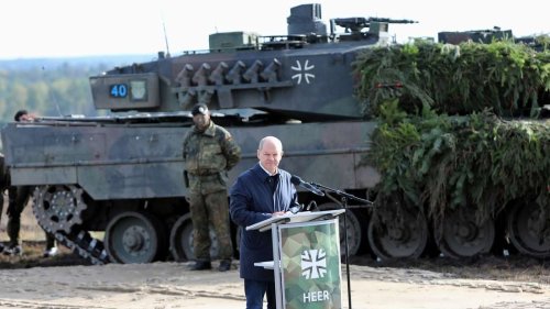 Deutsche Panzer in Ukraine angekommen: Scholz bestätigt Lieferung